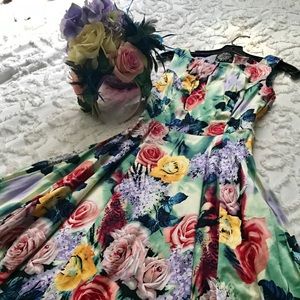 Custom Derby dress & fascinator